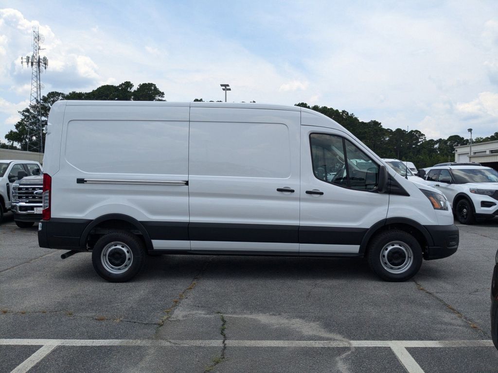 2025 Ford Transit photo 3