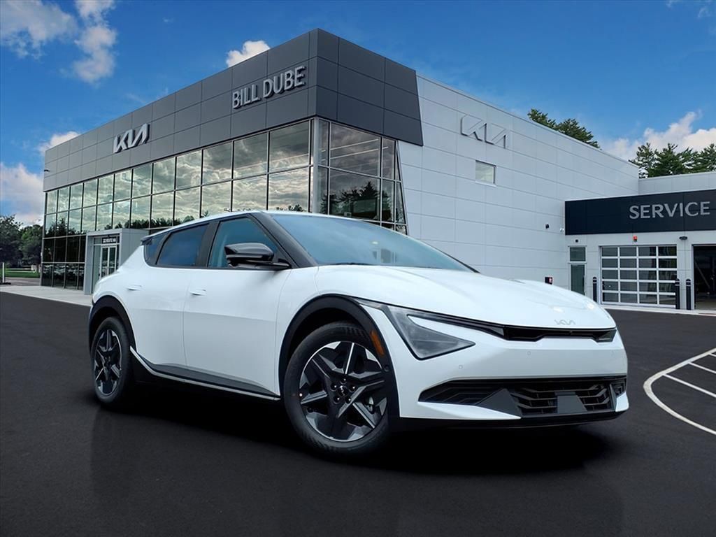 2025 Kia EV6 Light L/R's photo