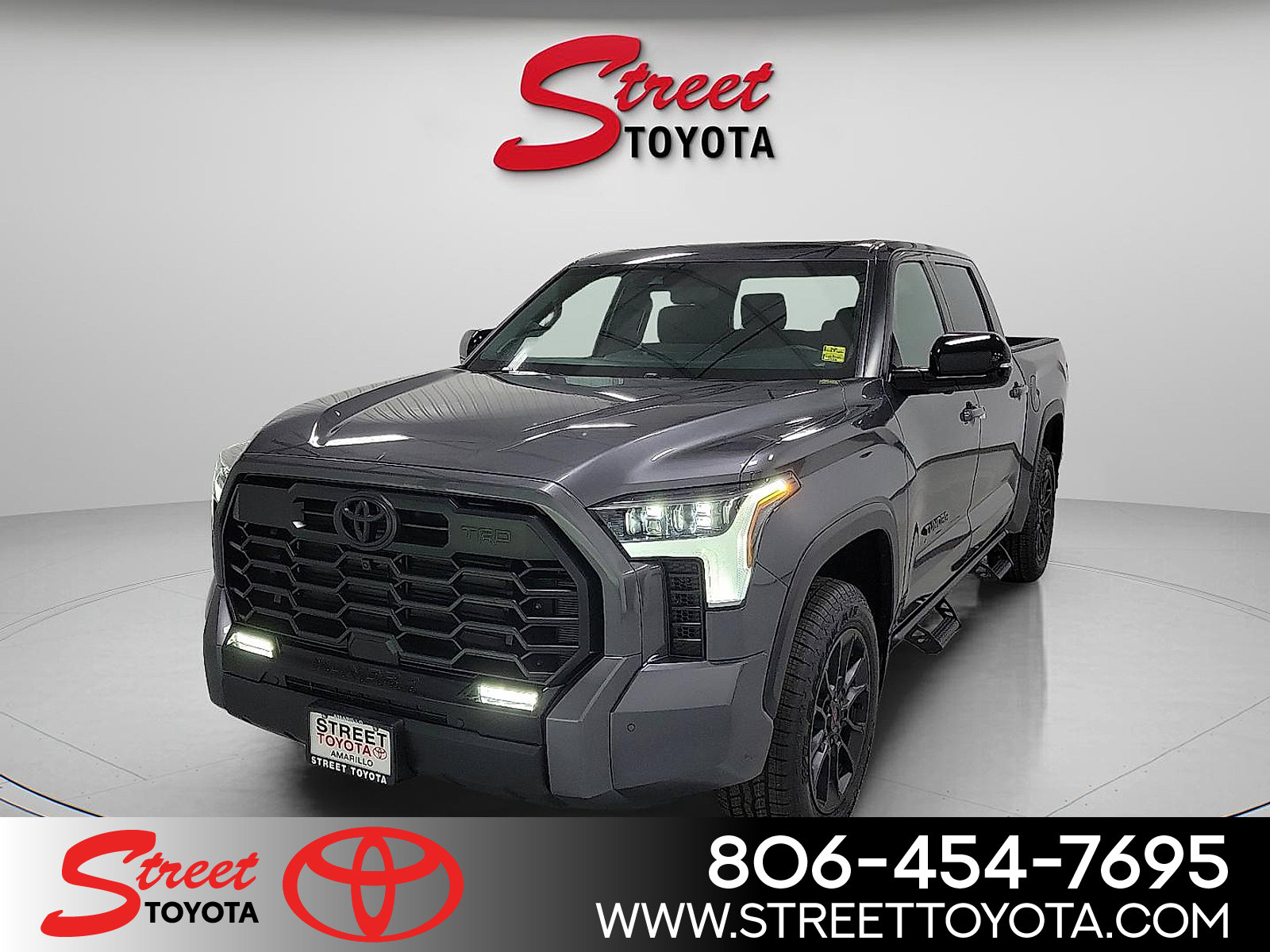 2026 Toyota Tundra Limited's photo