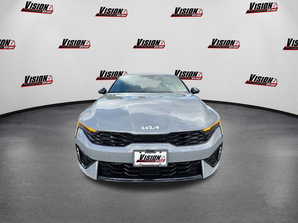 2025 Kia K5 GT-Line photo 2