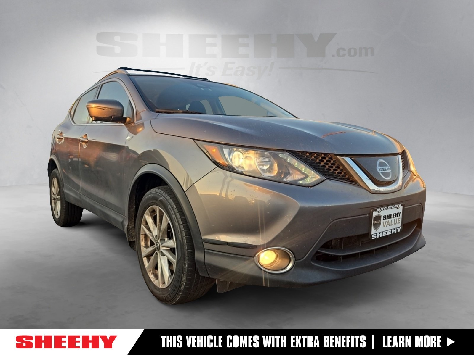 2019 Nissan Rogue Sport SV's photo