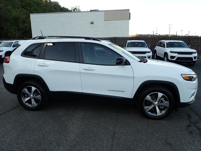 2022 Jeep Cherokee Limited photo 6
