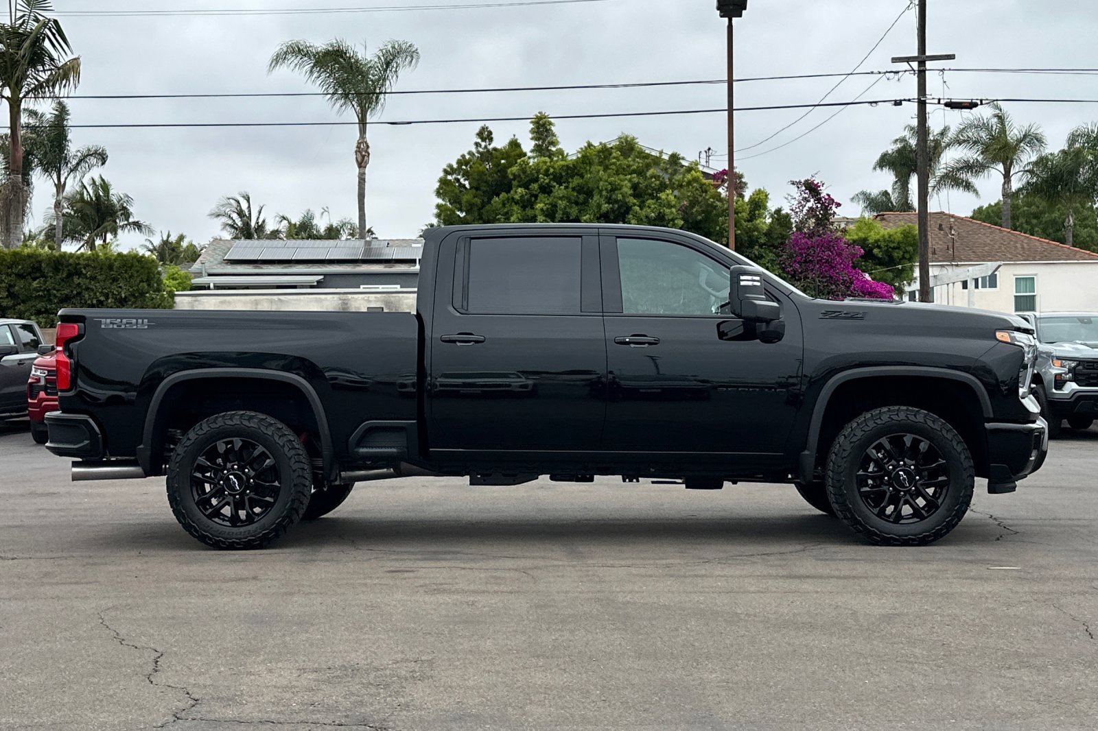 2025 Chevrolet Silverado LTZ photo 3