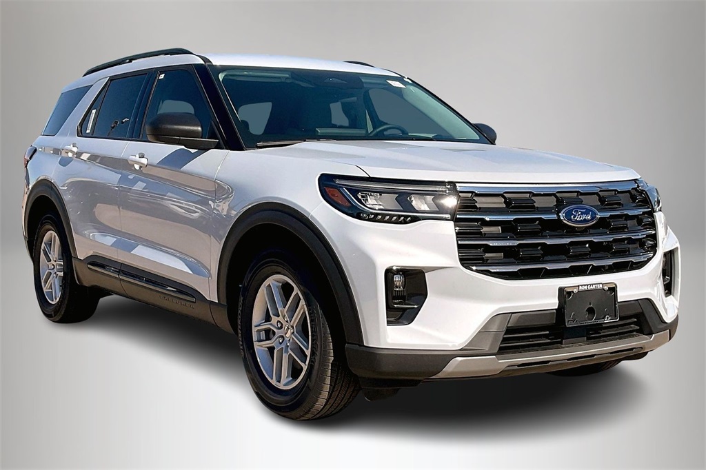 2026 Ford Explorer Active's photo