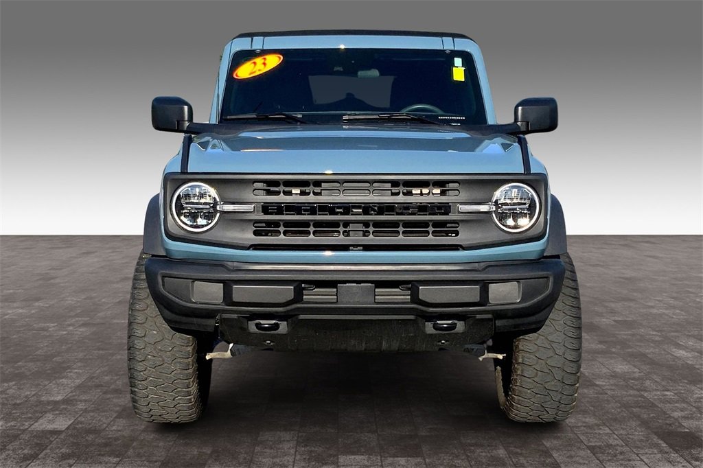 2023 Ford Bronco Base photo 3
