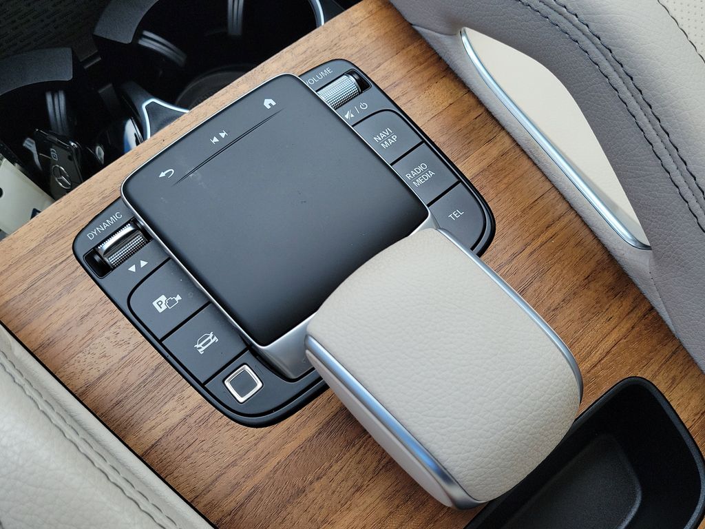 2025 Mercedes Benz GLE 350 4MATIC photo 22