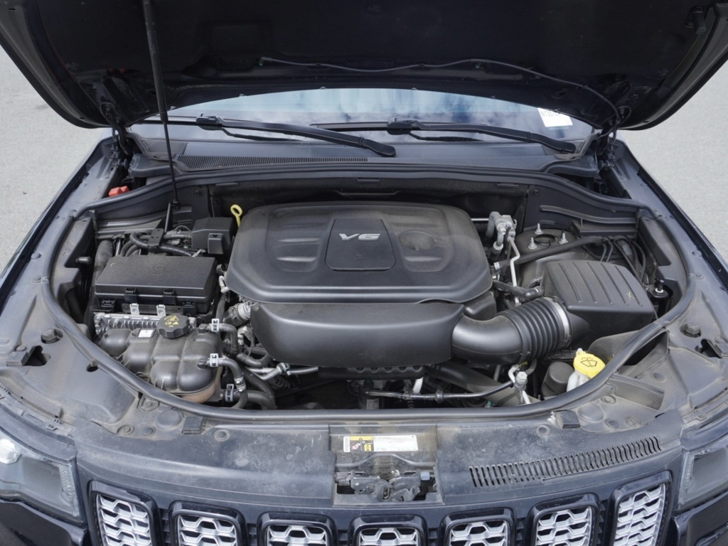 2018 Jeep Grand Cherokee Altitude photo 28