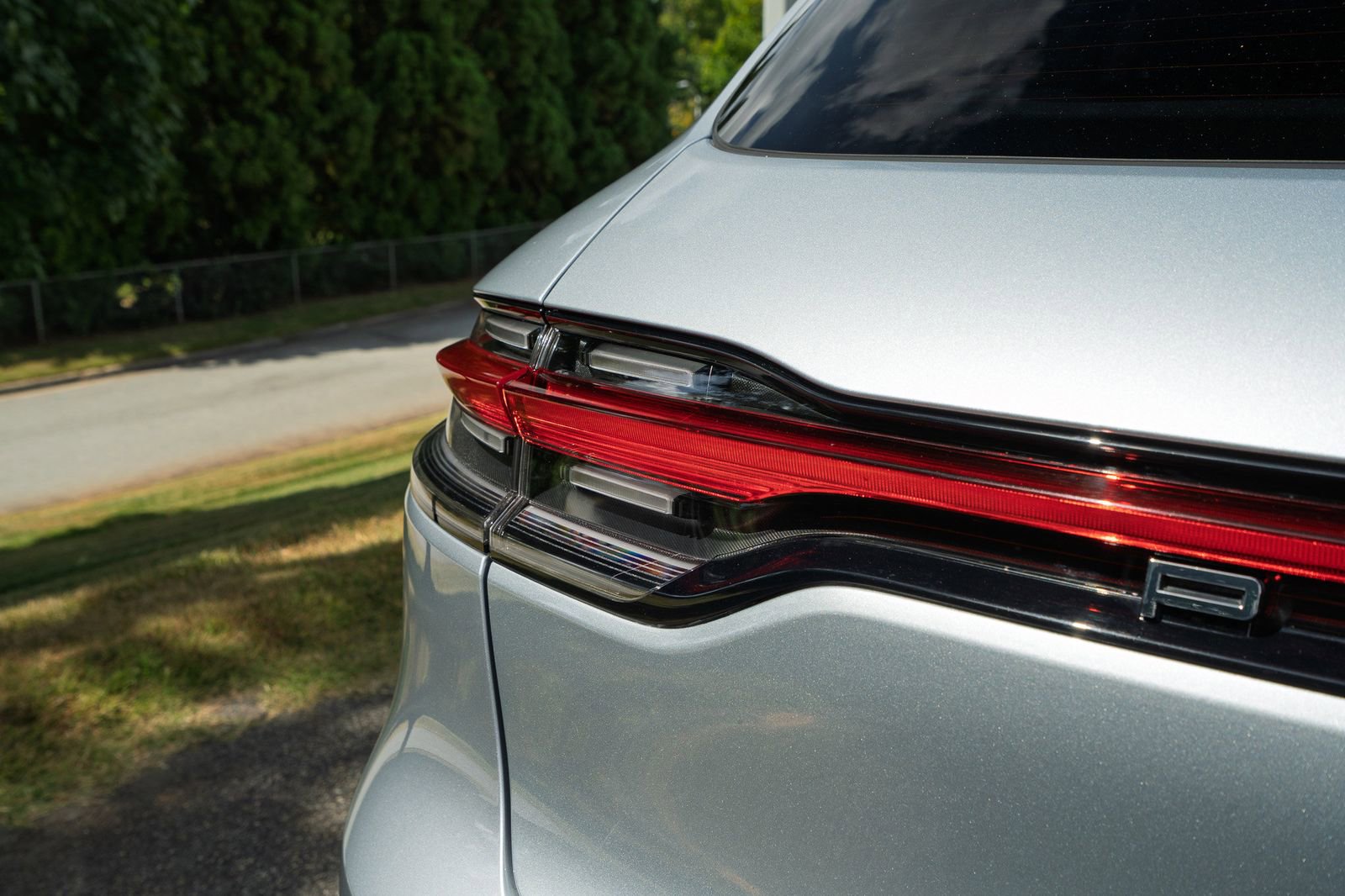 2023 Porsche Macan Base photo 15
