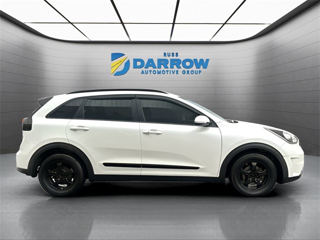 2017 Kia Niro EX photo 3