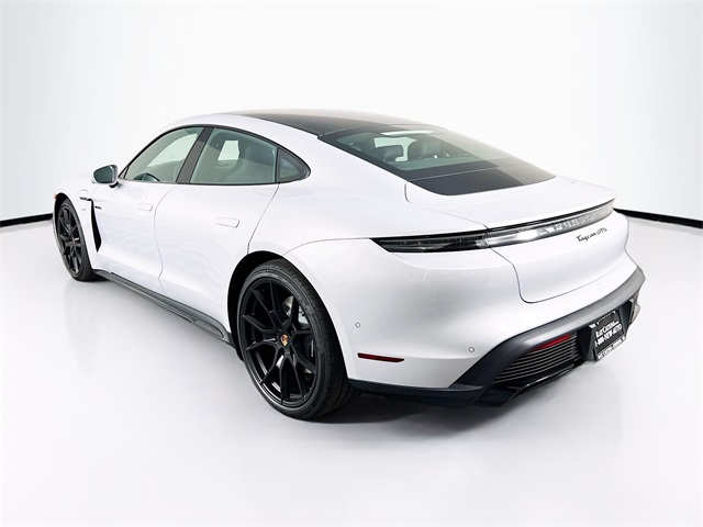 2025 Porsche Taycan GTS photo 3