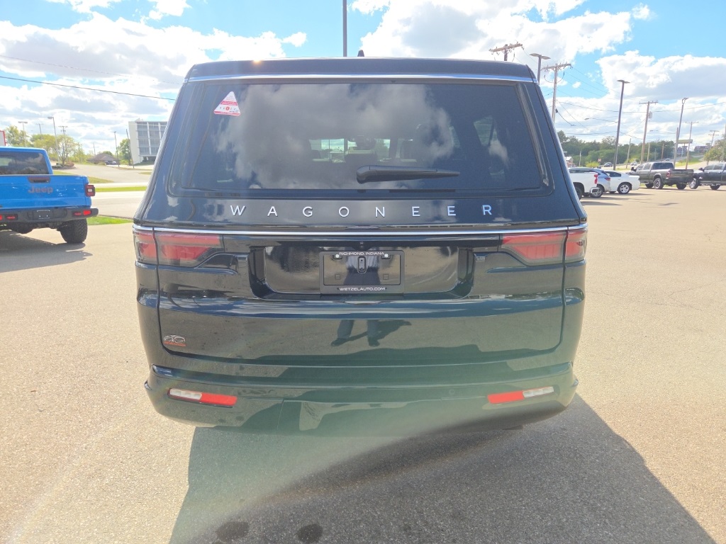2025 Jeep Wagoneer L Series II photo 3