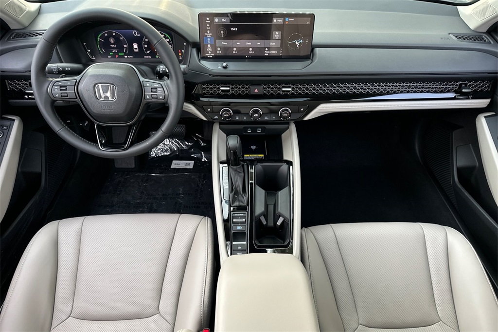 2025 Honda Accord Hybrid EX-L photo 13