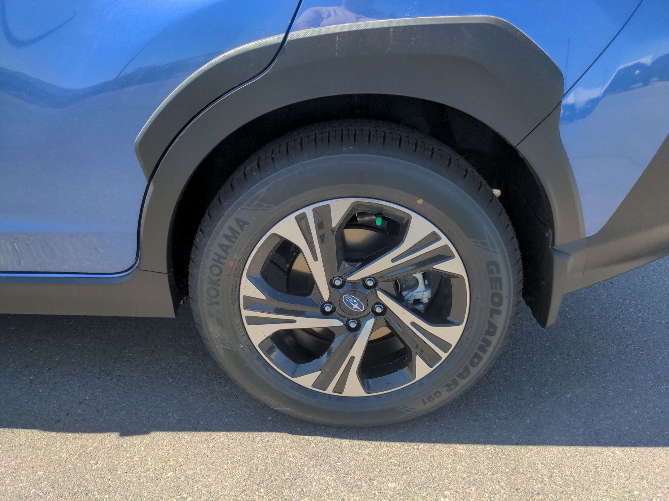 2025 Subaru Crosstrek Premium photo 18