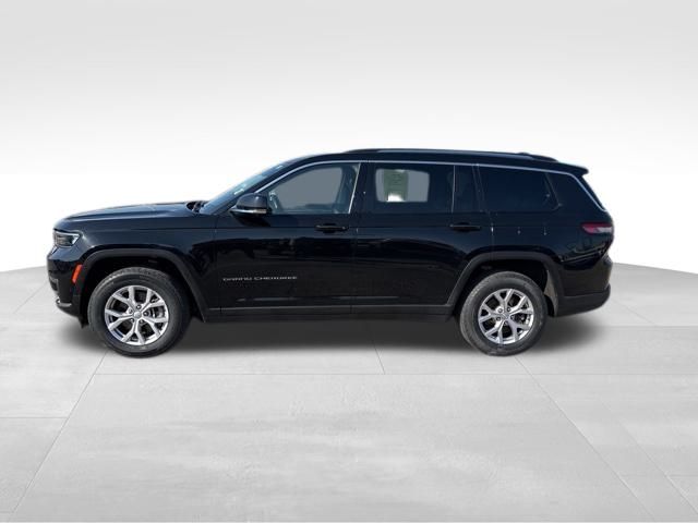 2022 Jeep Grand Cherokee Limited photo 2