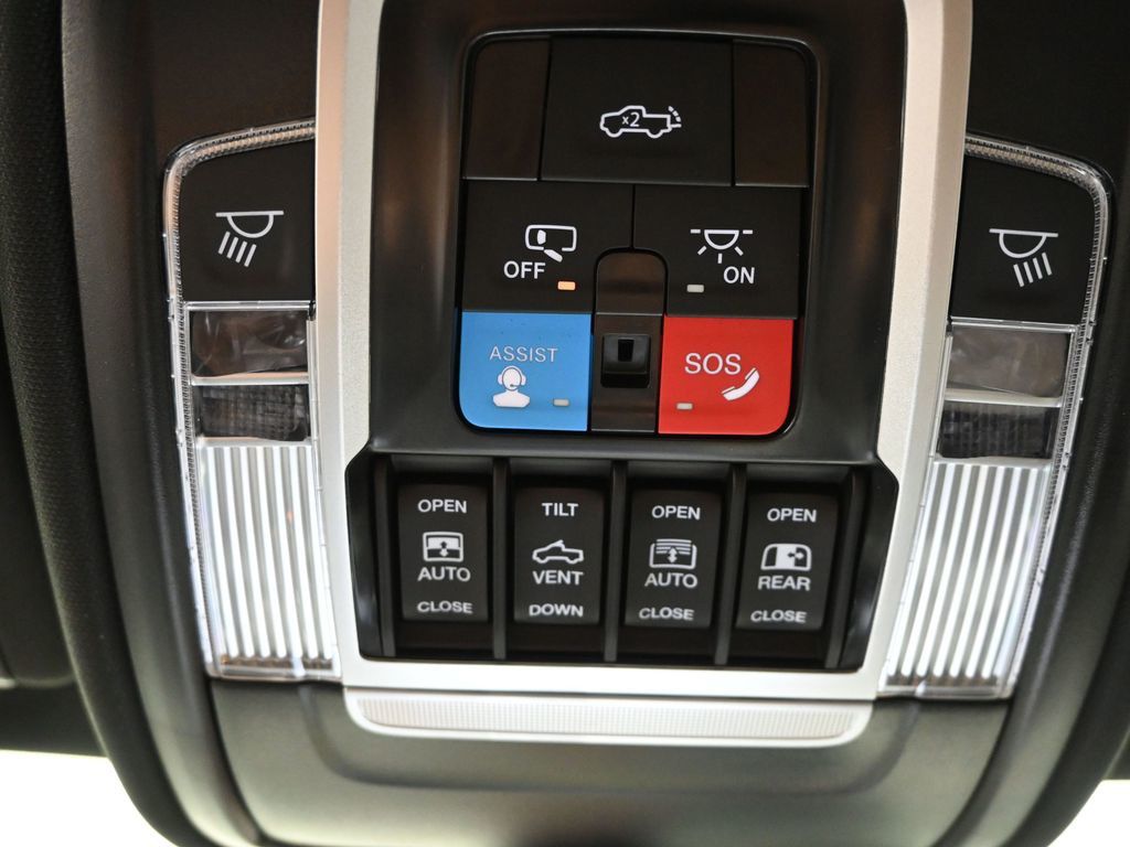 2026 Ram 1500 Laramie photo 13