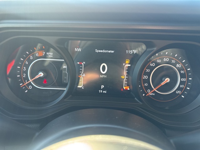2025 Jeep Wrangler Rubicon photo 22