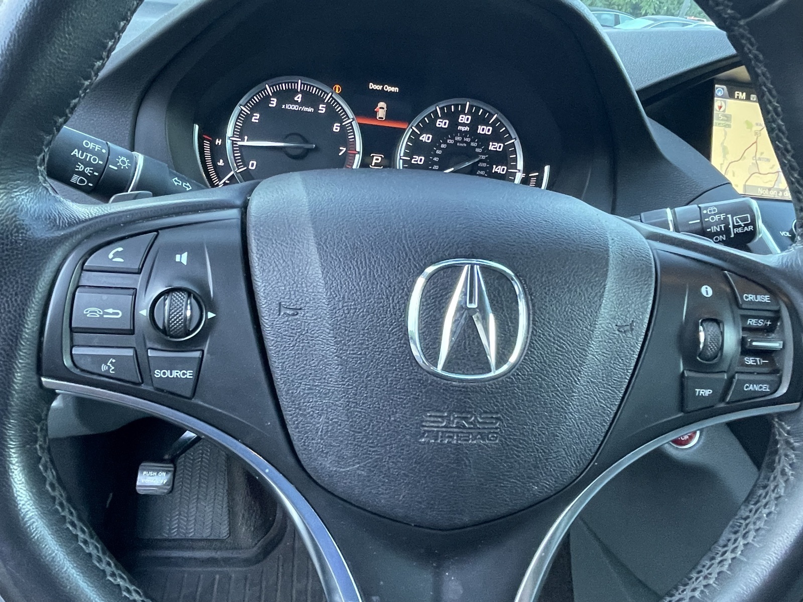 2014 Acura MDX Technology SH-AWD photo 17