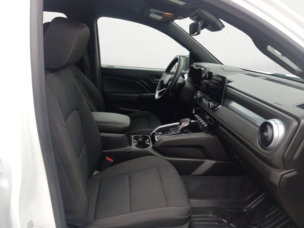 2023 Chevrolet Colorado LT photo 25