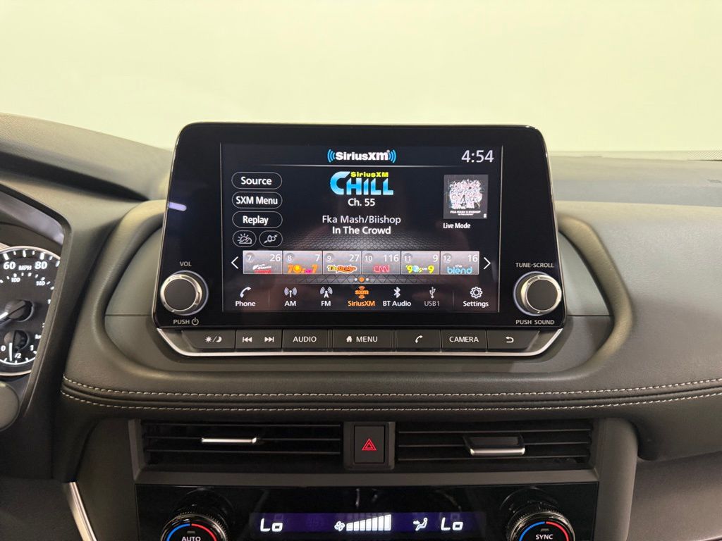2024 Nissan Rogue SV photo 18