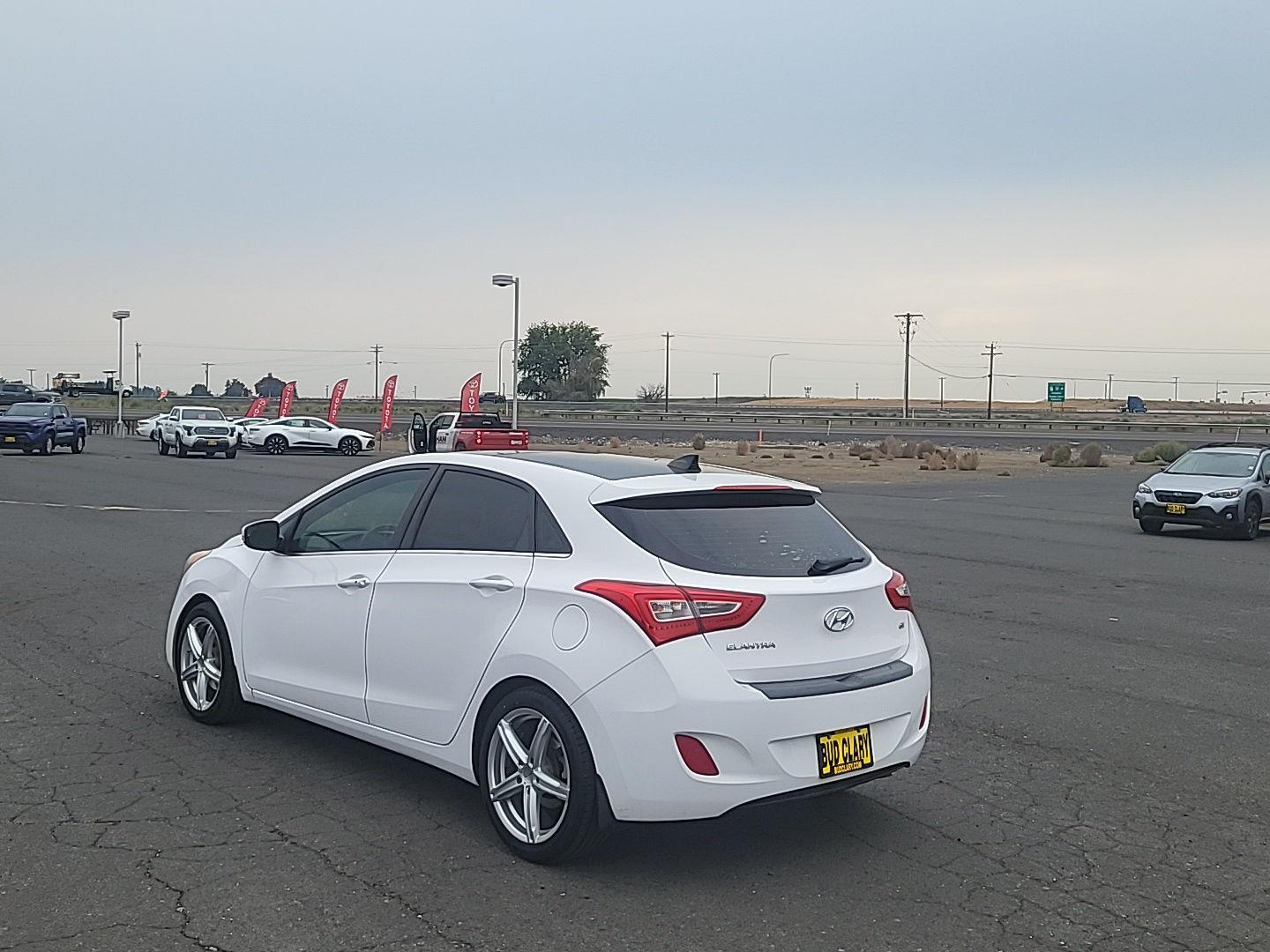 2014 Hyundai Elantra GT photo 3