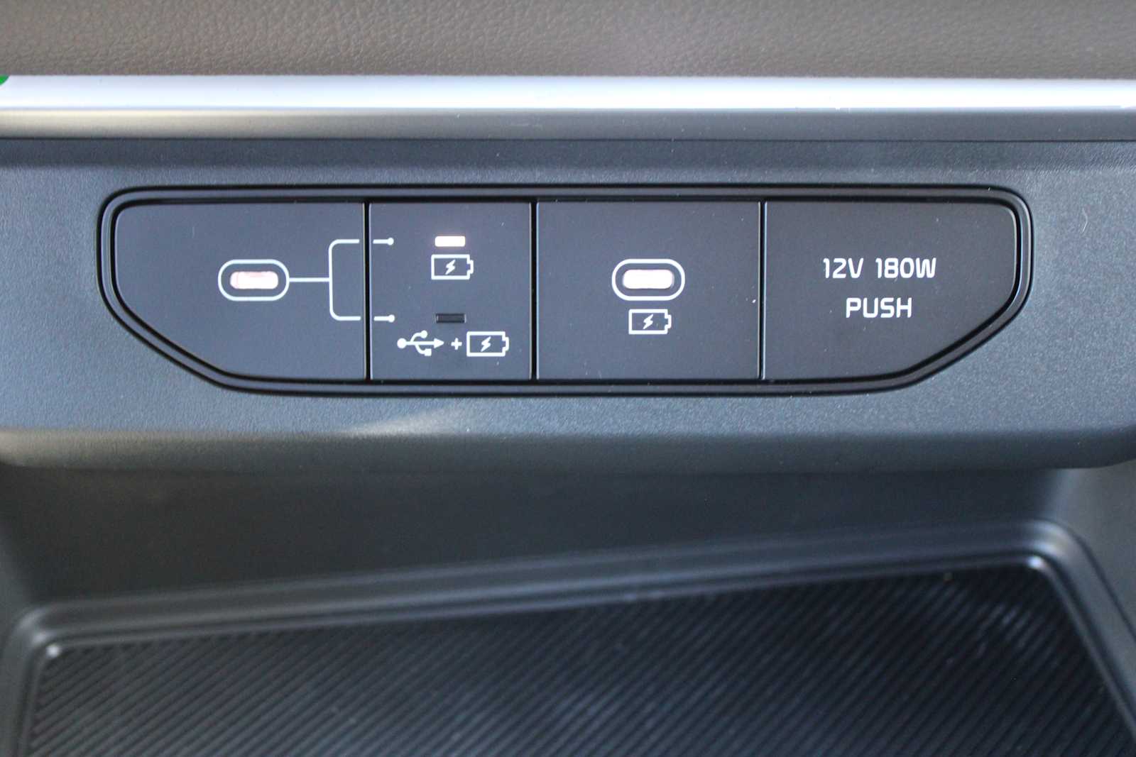 2026 Kia Carnival LXS photo 38