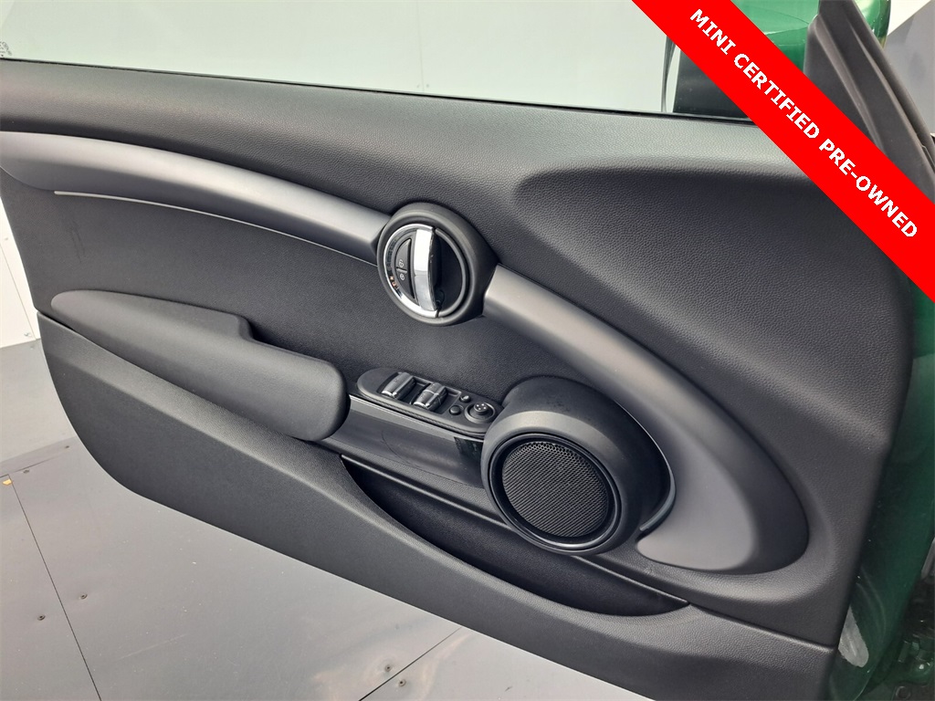 2024 Mini Cooper Convertible Signature photo 24