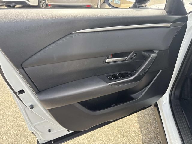 2023 Mazda CX-50 2.5 Preferred Plus photo 18
