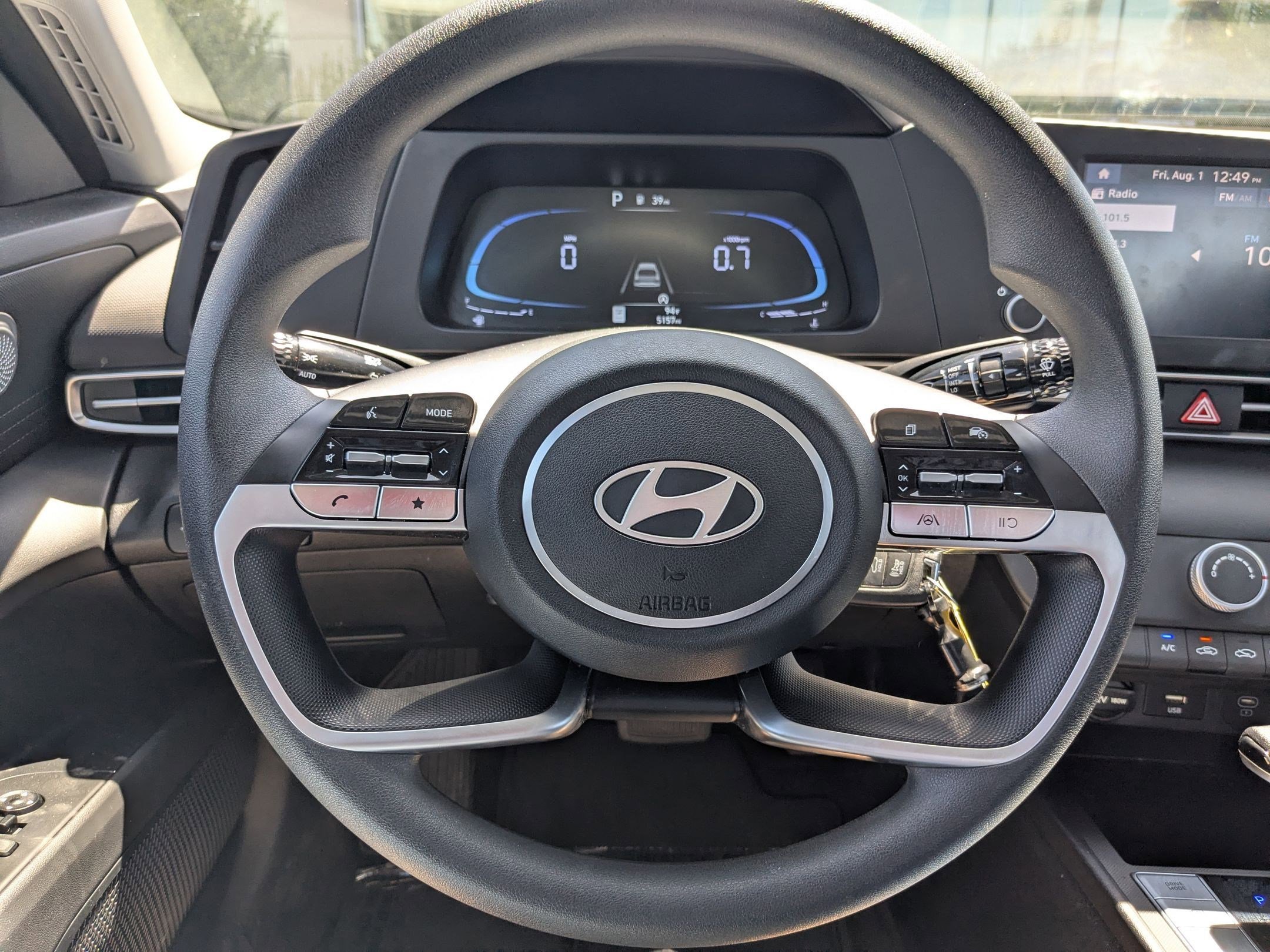 2024 Hyundai Elantra SE photo 15