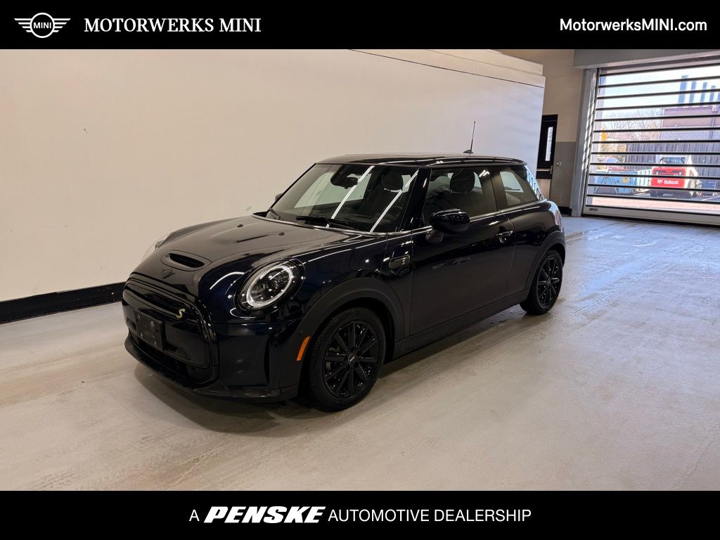 2023 MINI Hardtop 2 Door SE