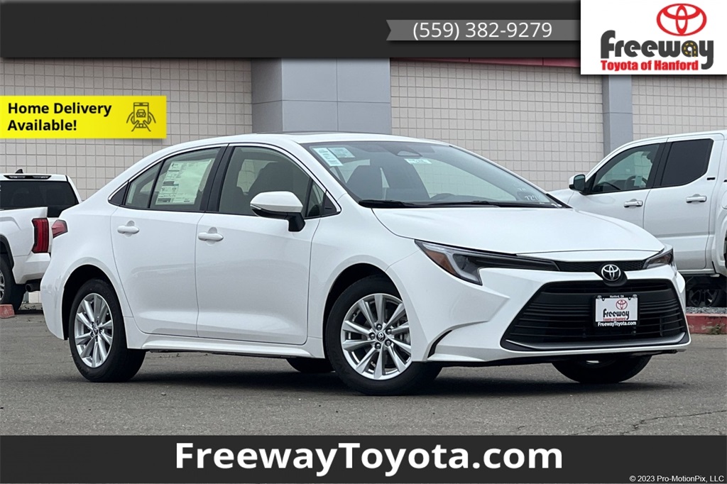 2026 Toyota Corolla XLE's photo