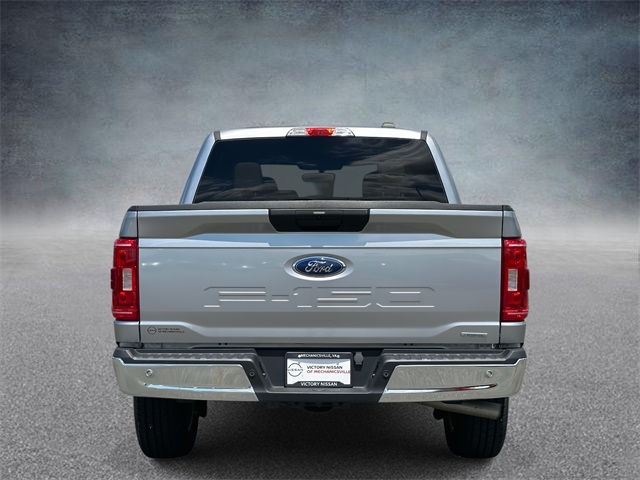 2023 Ford F-150 XLT photo 3