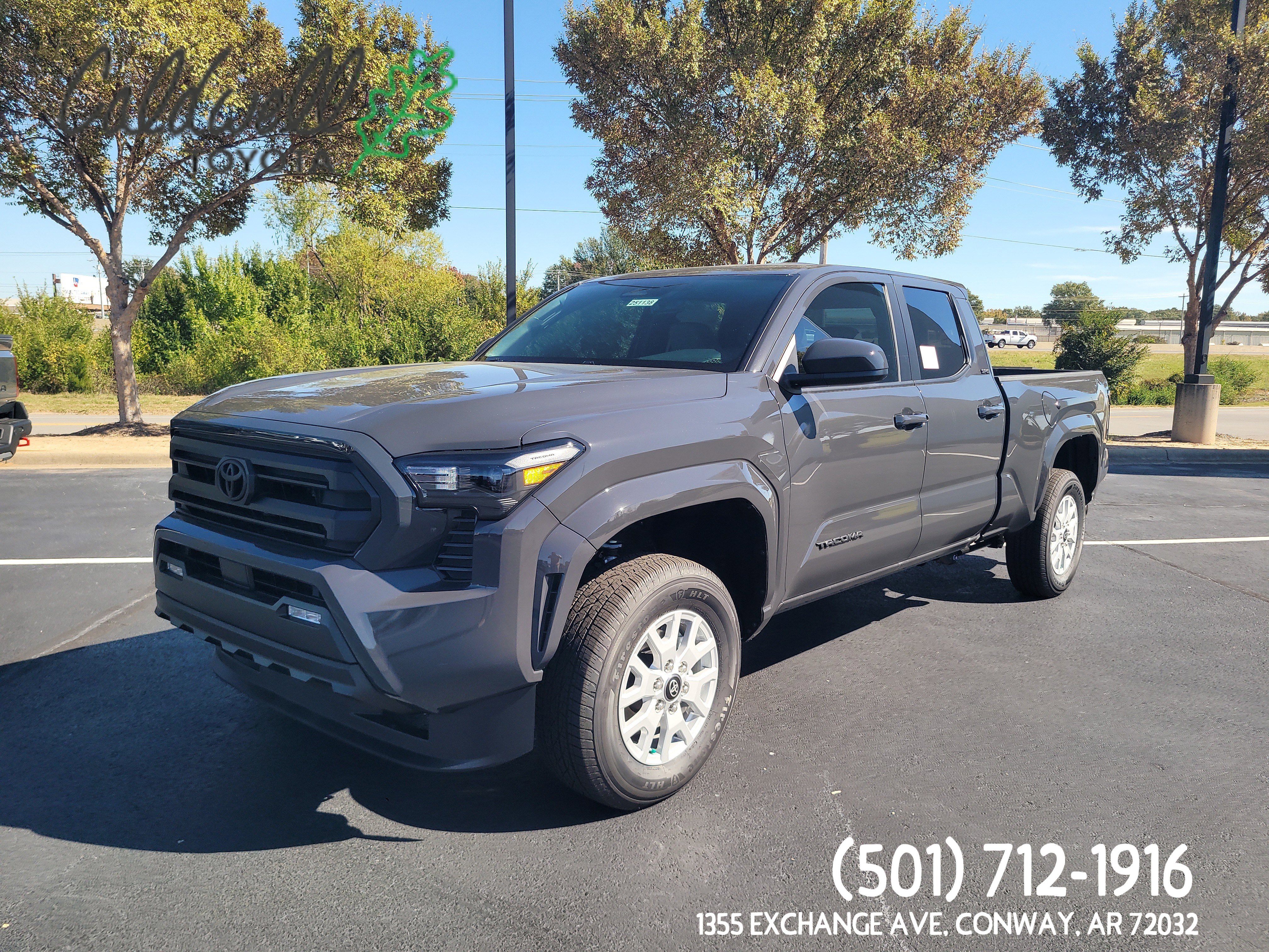 2025 Toyota Tacoma SR5's photo