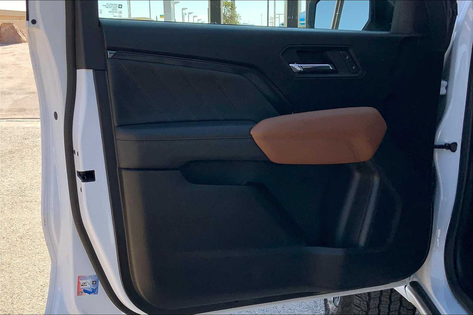 2024 Gmc Canyon AT4 photo 21
