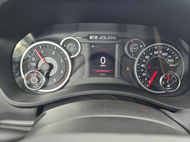 2025 Ram 3500 Tradesman photo 11
