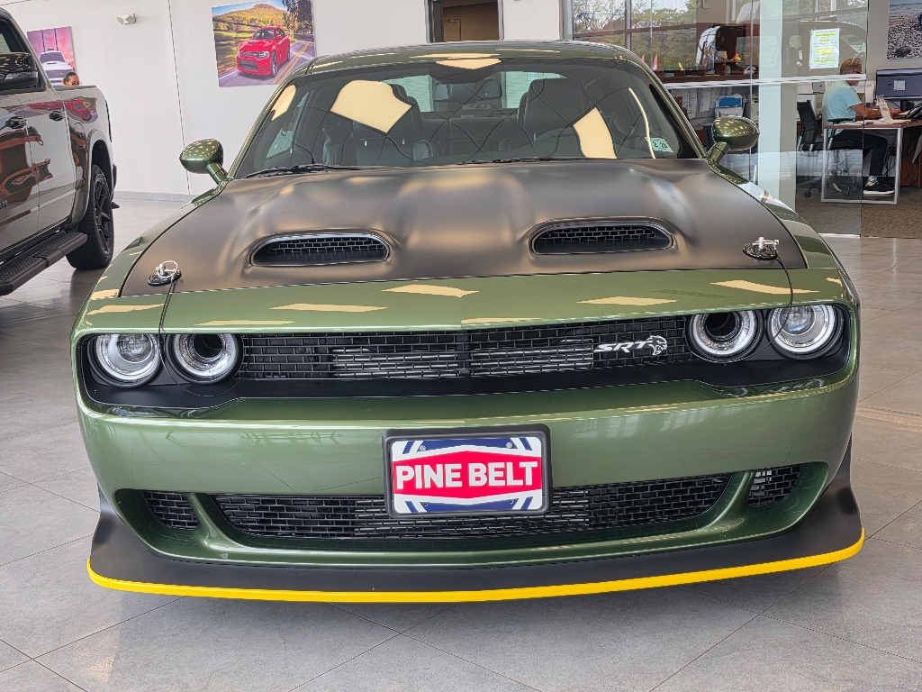 2023 Dodge Challenger SRT8 Hellcat Redeye photo 6