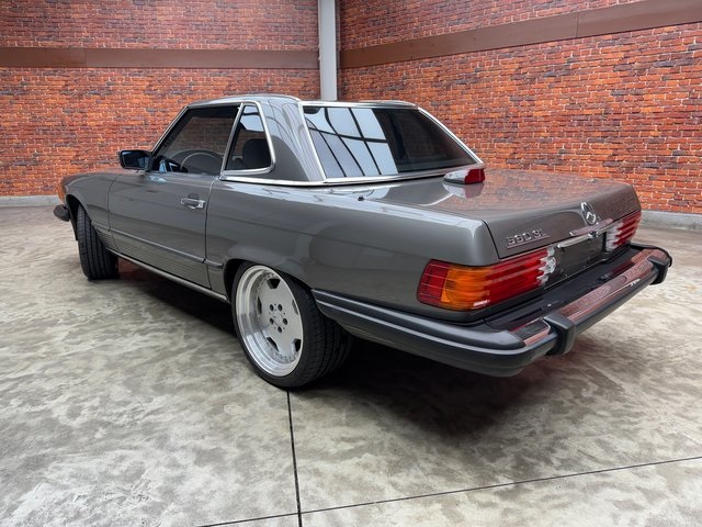 1986 Mercedes Benz 500 photo 3