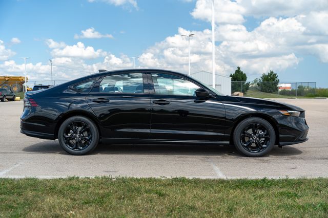 2025 Honda Accord SE photo 7