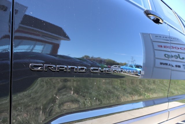 2025 Jeep Grand Cherokee Limited photo 7