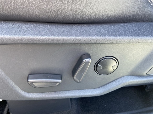 2025 Ford Bronco Outer Banks photo 4