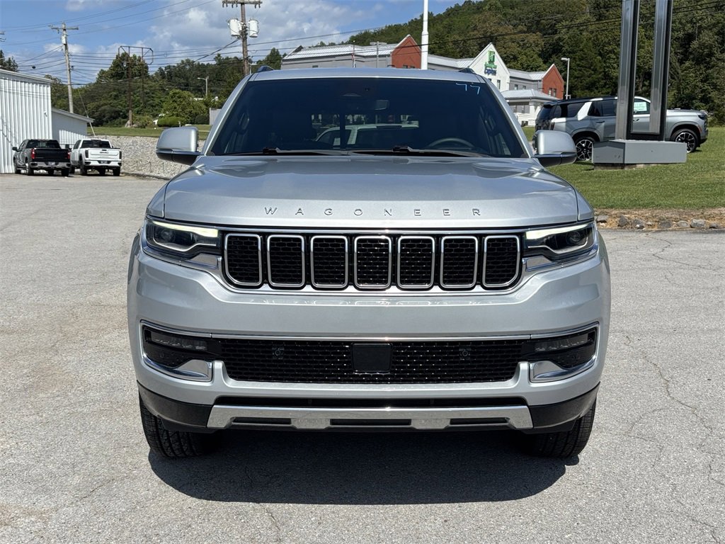 2022 Jeep Wagoneer Series III photo 2
