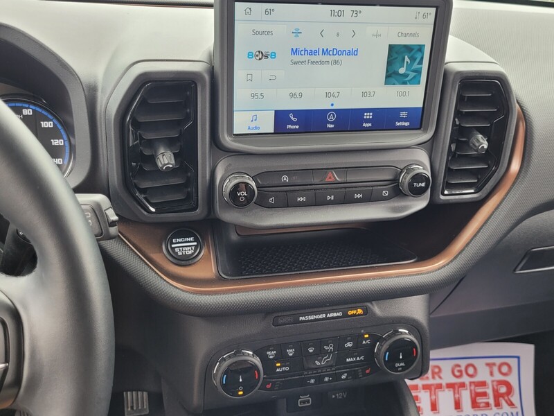2024 Ford Bronco Sport Outer Banks photo 17