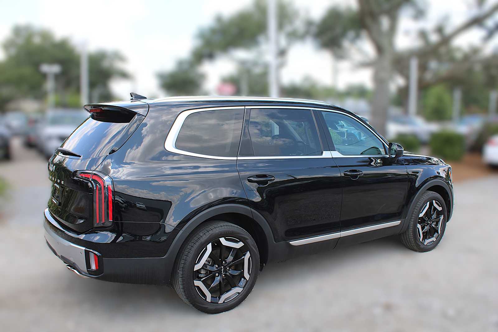 2023 Kia Telluride EX photo 3