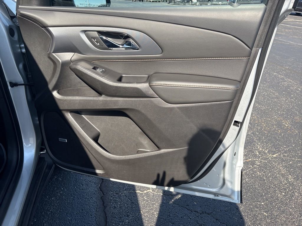 2020 Chevrolet Traverse Premier photo 23