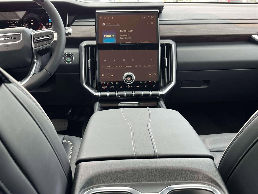 2026 Gmc Acadia Denali photo 13