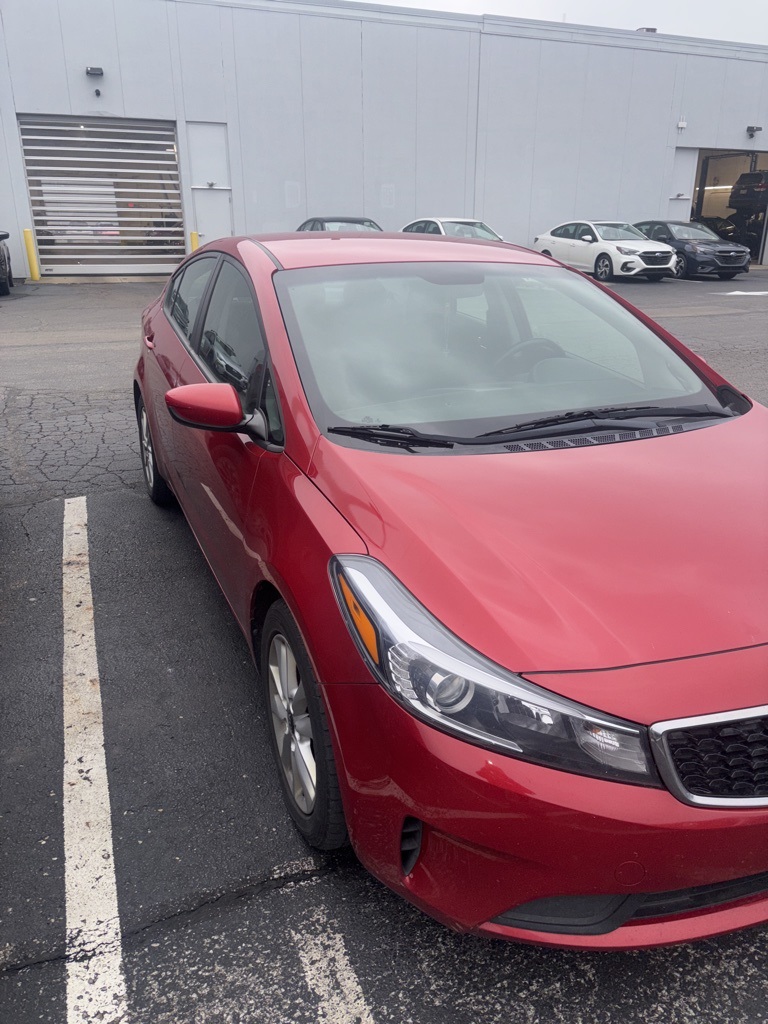 2017 Kia Forte S's photo