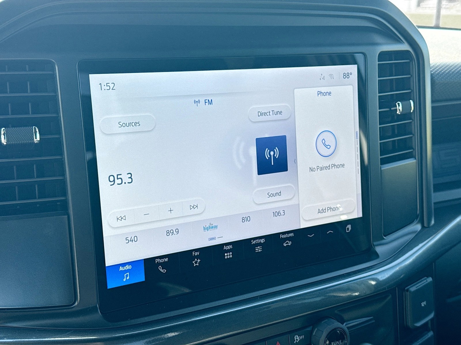2025 Ford F-150 STX photo 14