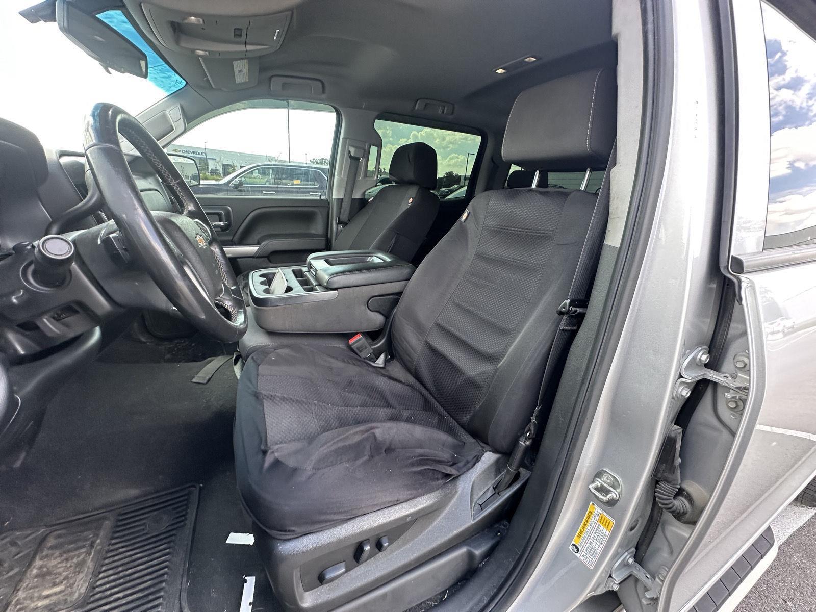 2018 Chevrolet Silverado 1500 LT photo 8