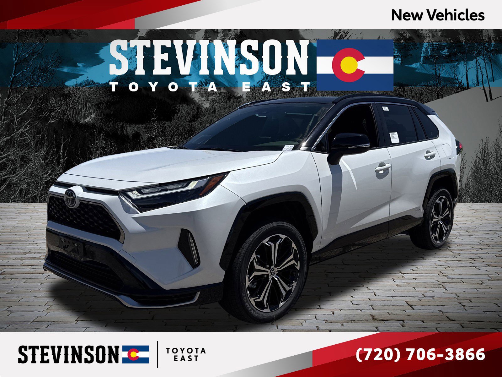 2025 Toyota RAV4 XSE's photo