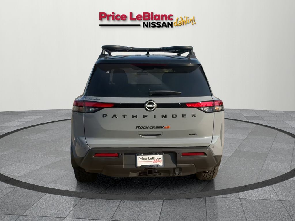 2025 Nissan Pathfinder Rock Creek photo 2