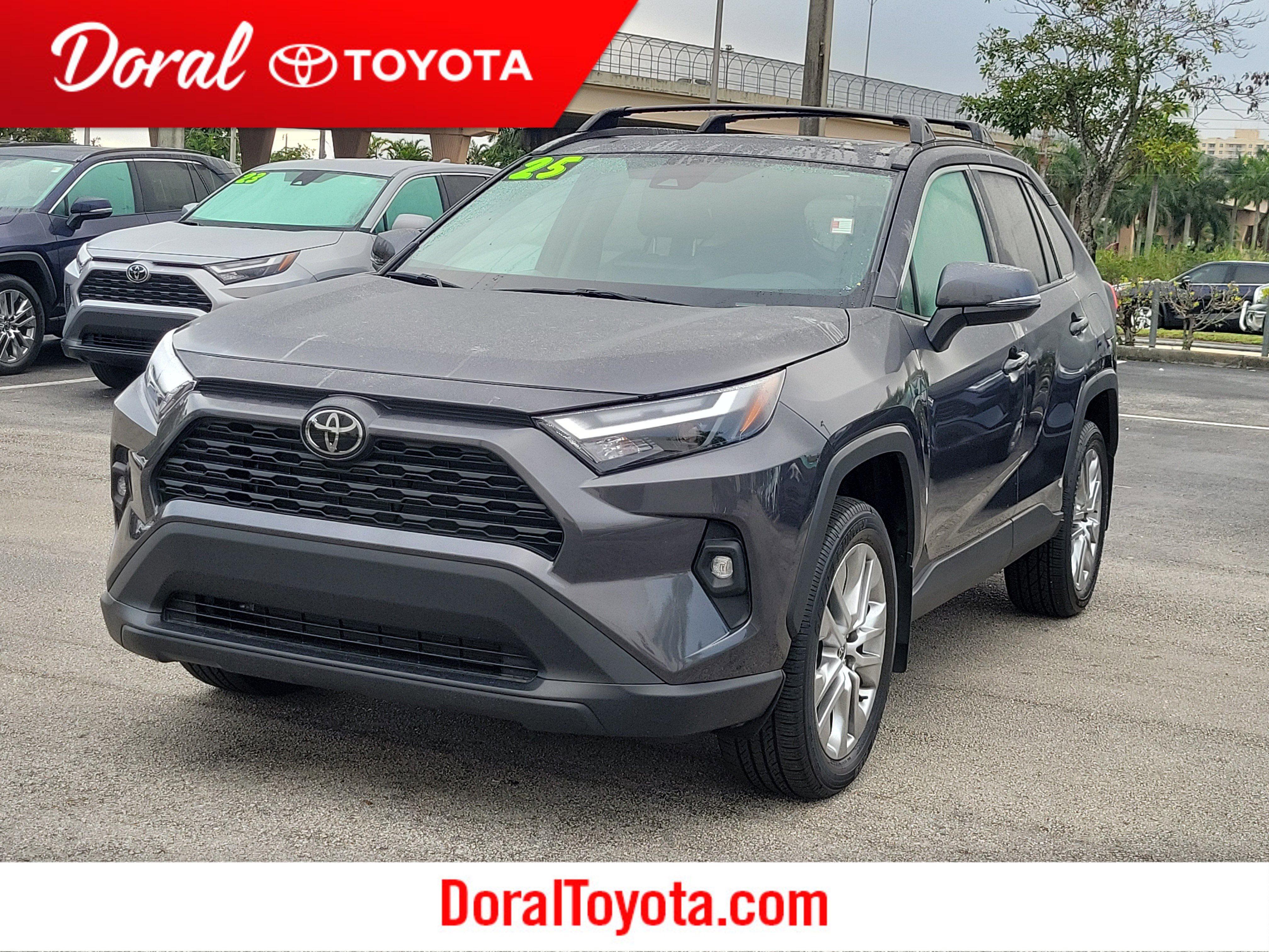 2025 Toyota RAV4 XLE Premium's photo